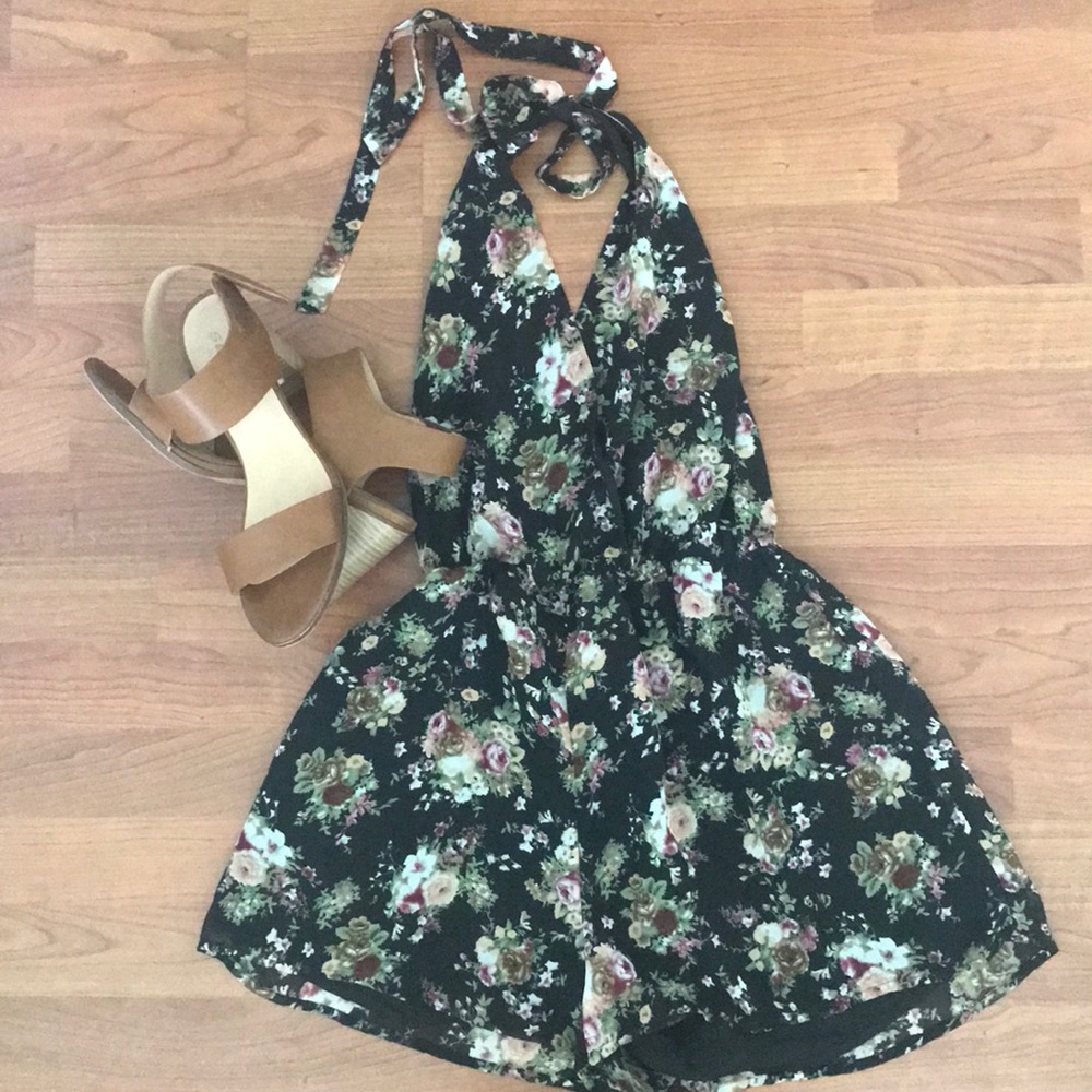 F21 | Floral Halter Top Romper